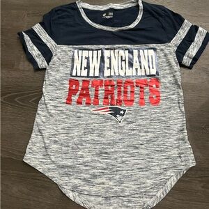Woman’s patriots t-shirt